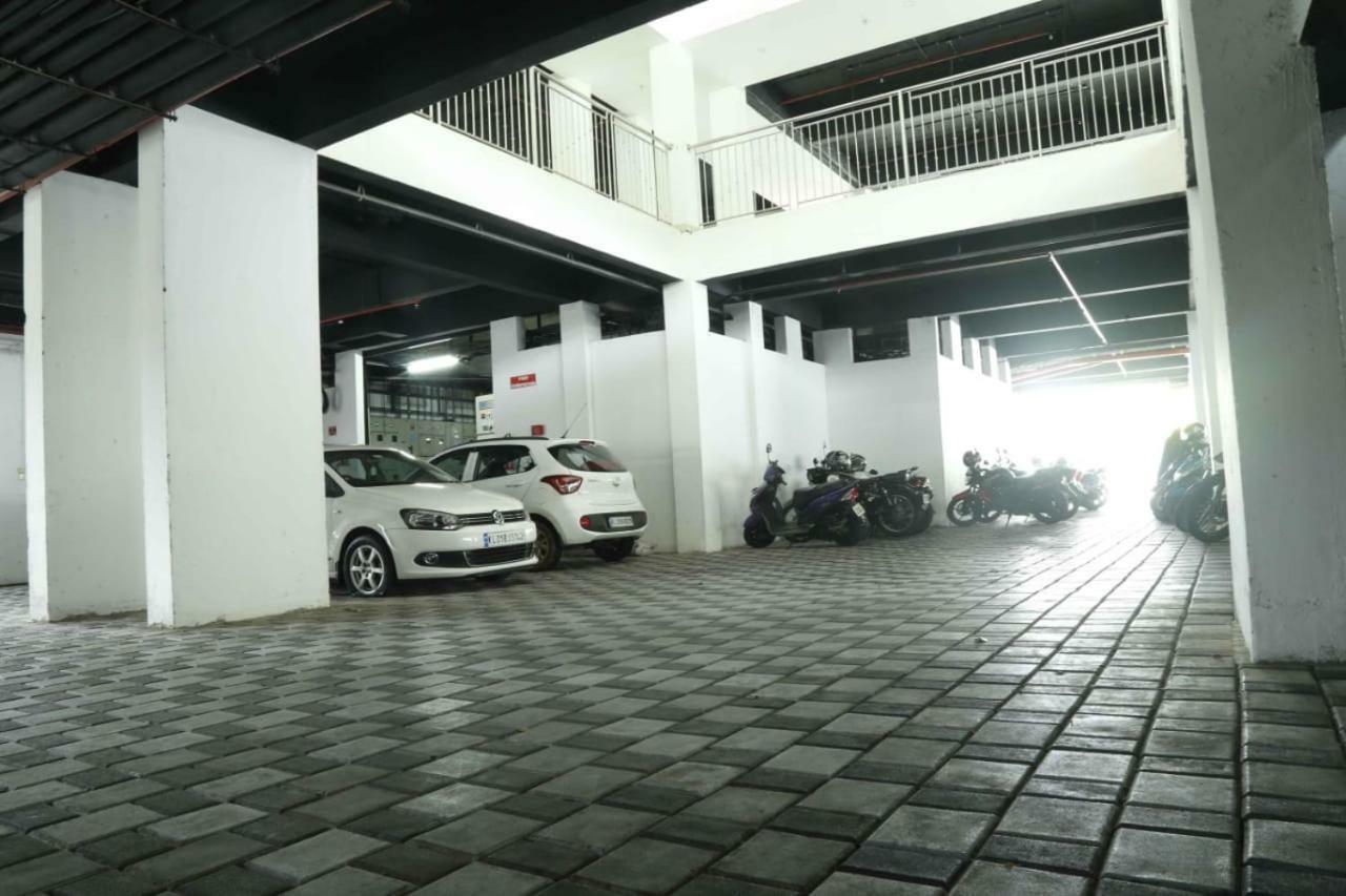 Traven Homes Infopark Kakkanad Corporate Suit Rooms Kochi Екстер'єр фото